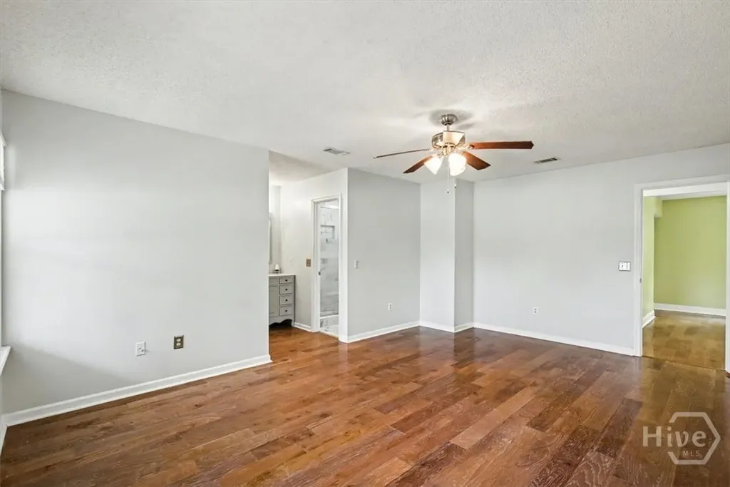762 Robin Hood Drive Hinesville GA 31313
