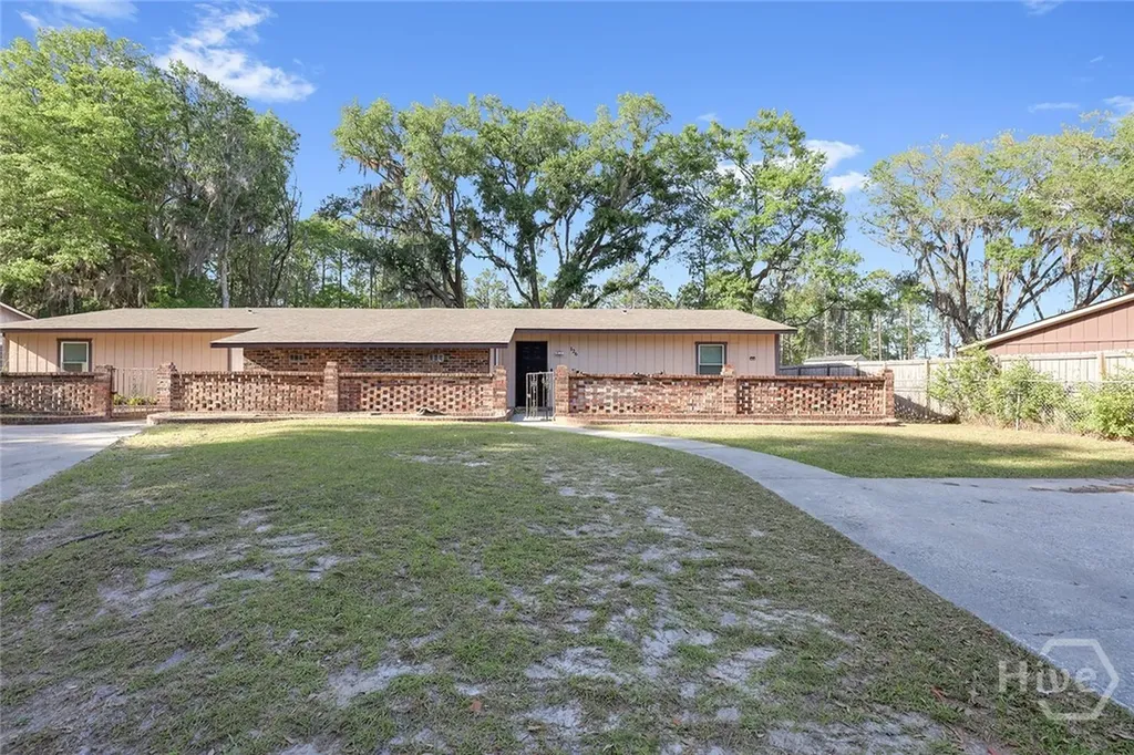 126 Cherokee Creek Hinesville GA 31313