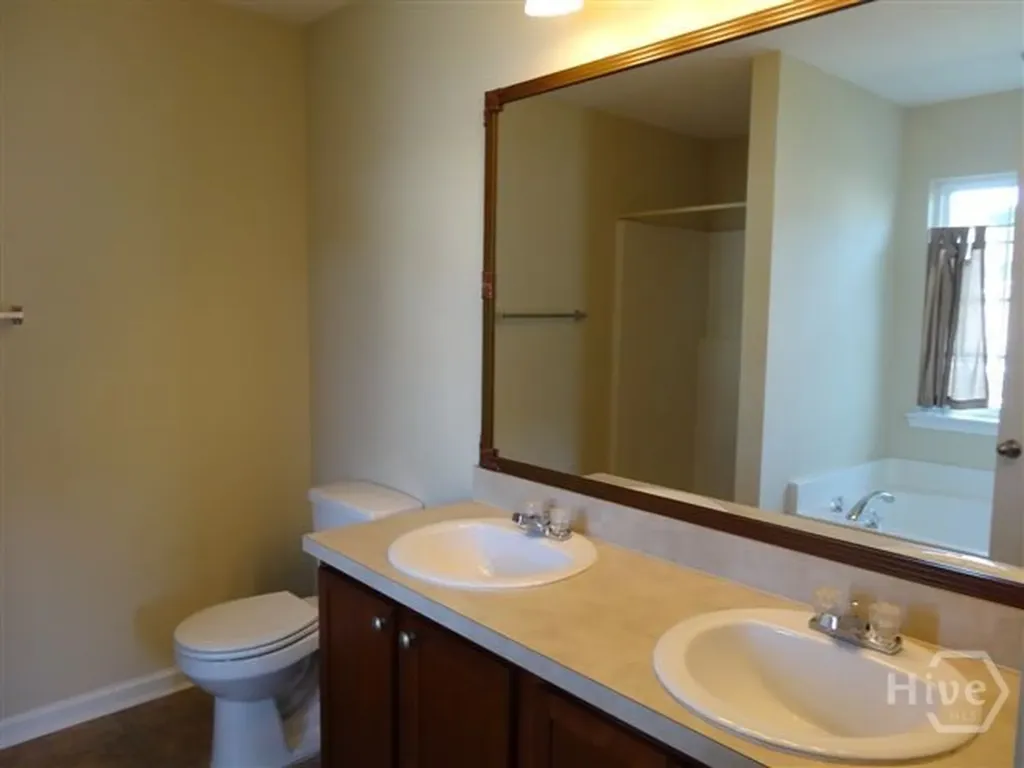 185 Willow Oak Drive Richmond Hill GA 31324