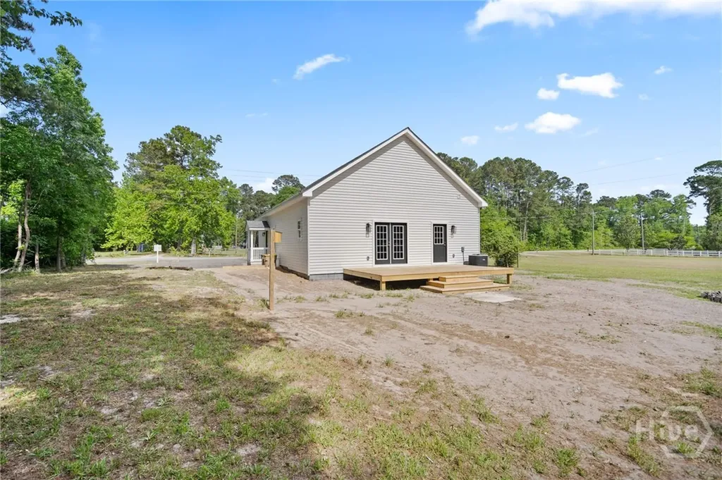 887 Log Landing Road Springfield GA 31329