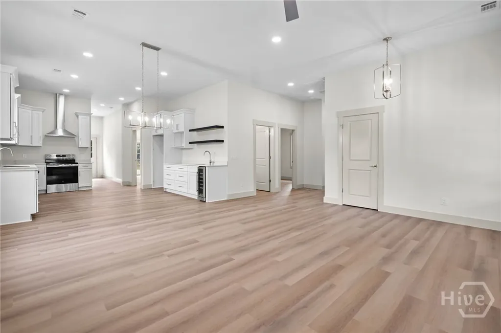 887 Log Landing Road Springfield GA 31329