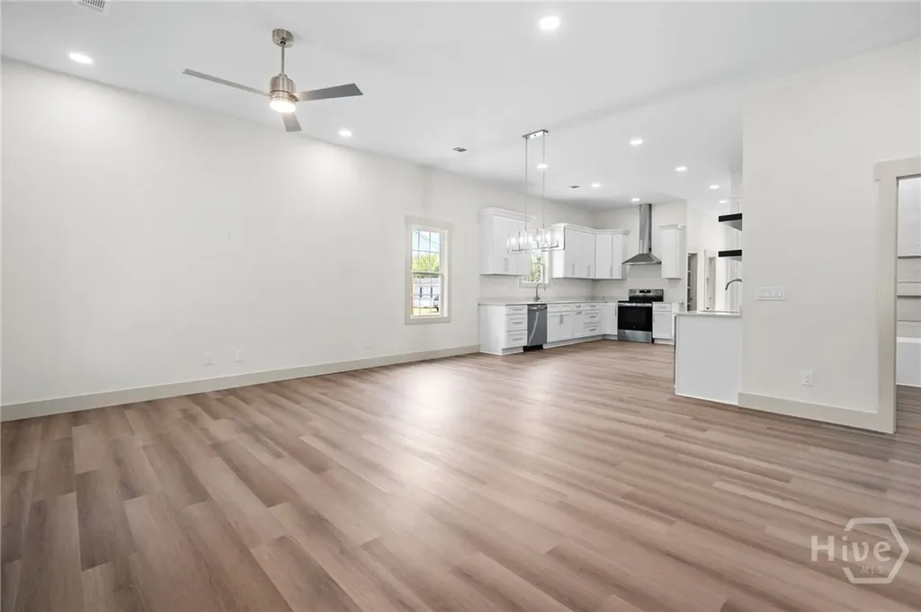 887 Log Landing Road Springfield GA 31329