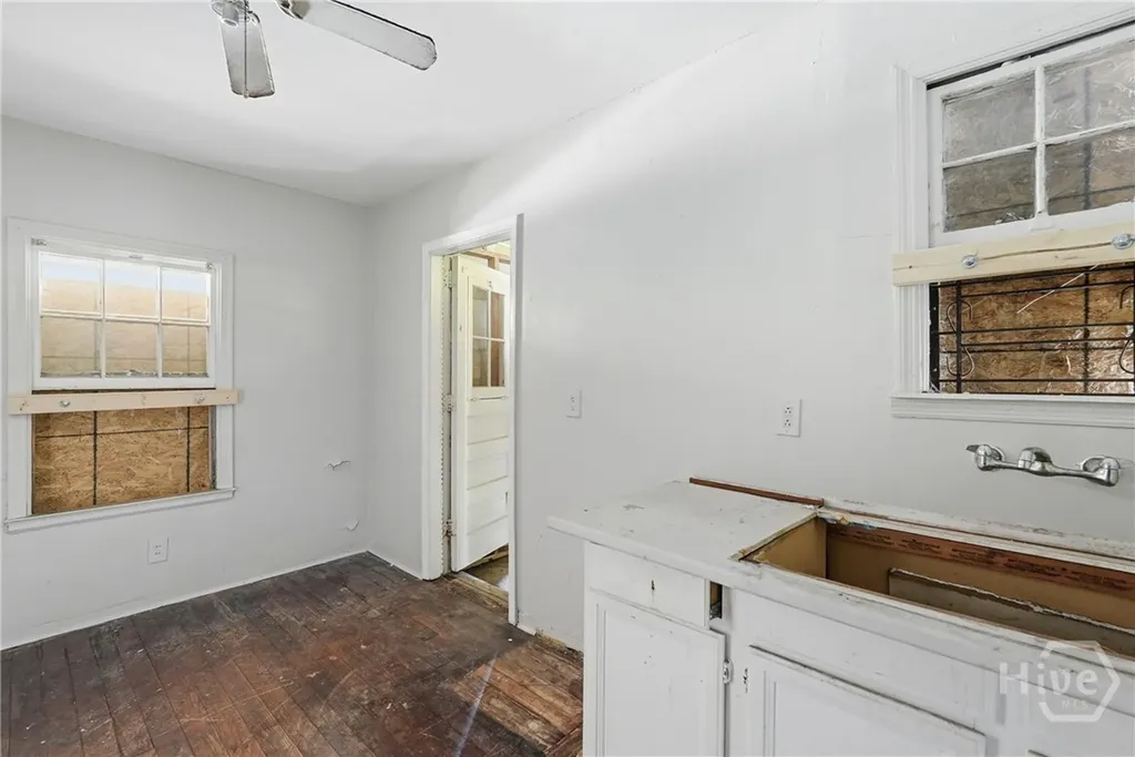 1108 E 54th Street Savannah GA 31404
