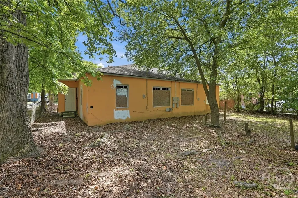 1108 E 54th Street Savannah GA 31404