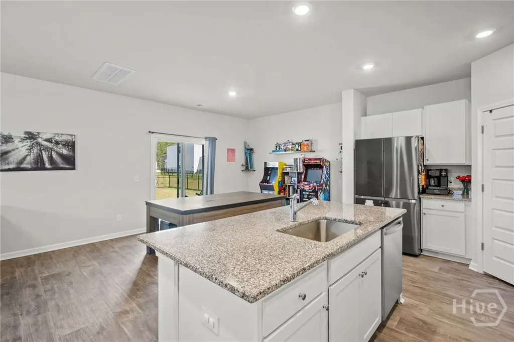 102 Hydrangea Way Savannah GA 31302