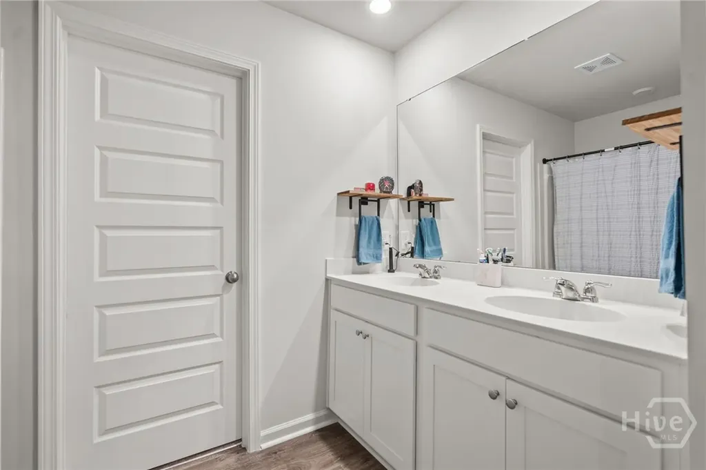 102 Hydrangea Way Savannah GA 31302