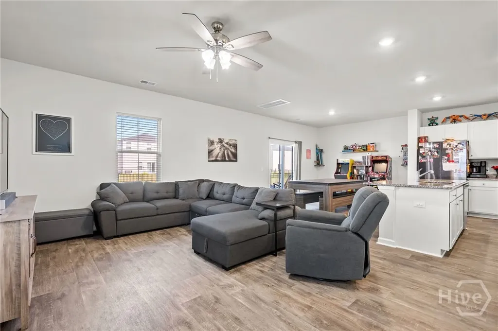 102 Hydrangea Way Savannah GA 31302