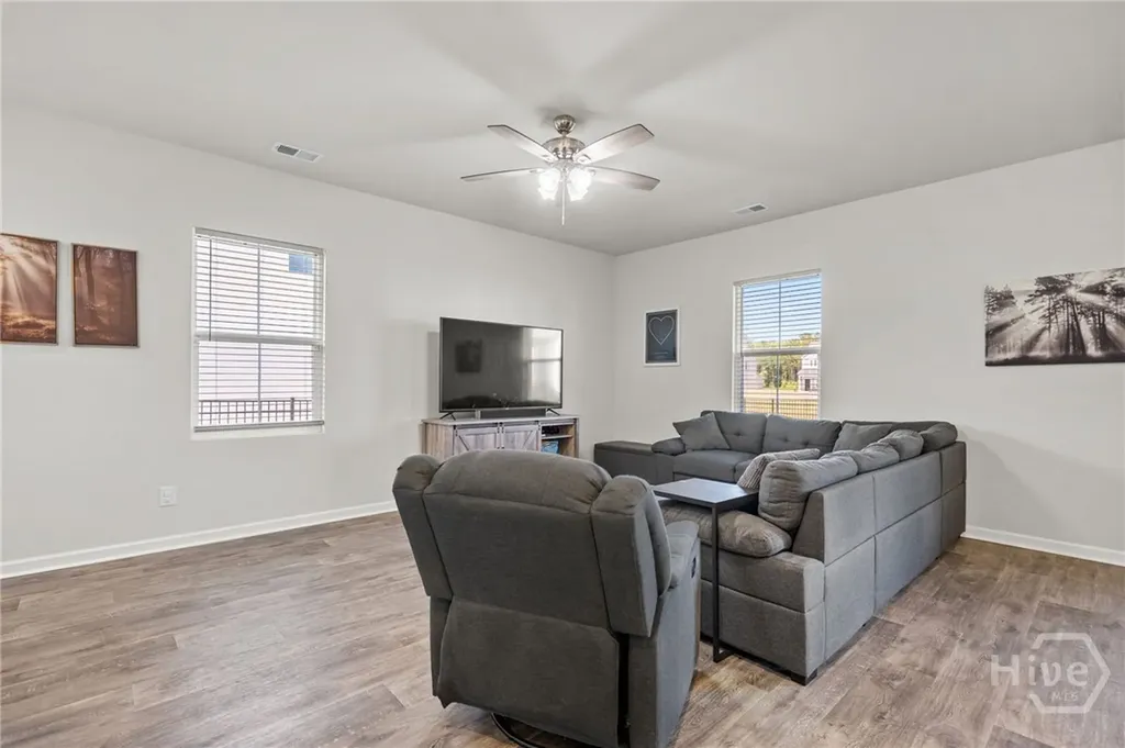 102 Hydrangea Way Savannah GA 31302