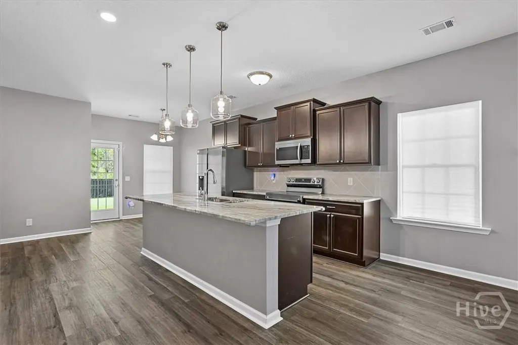 224 Brightleaf Circle Hinesville GA 31313
