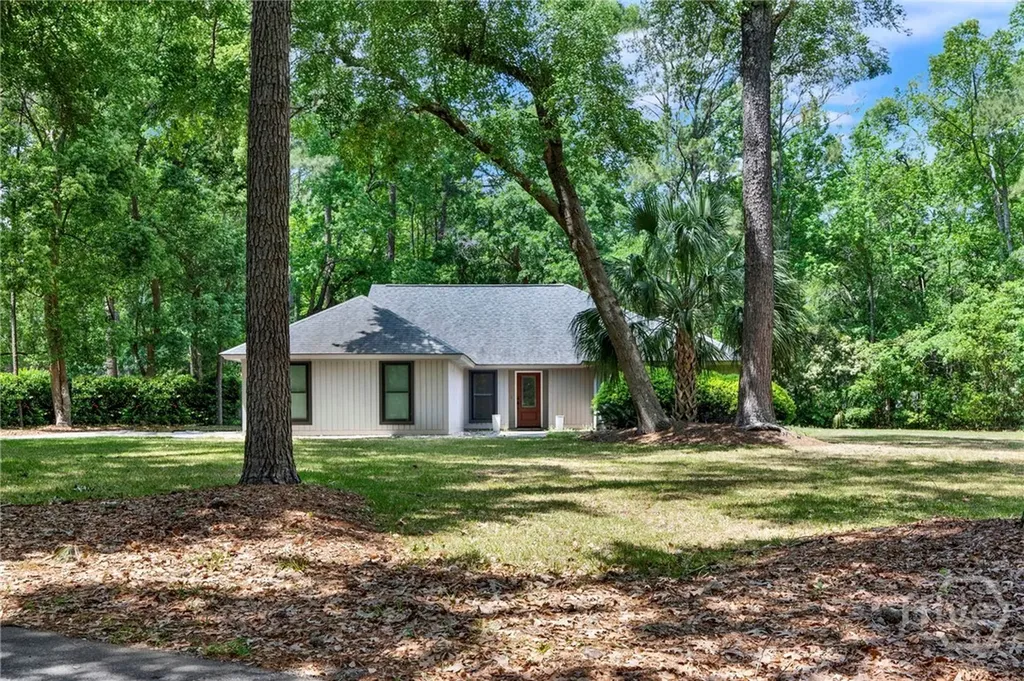 16 Old Martin Lane Richmond Hill GA 31324