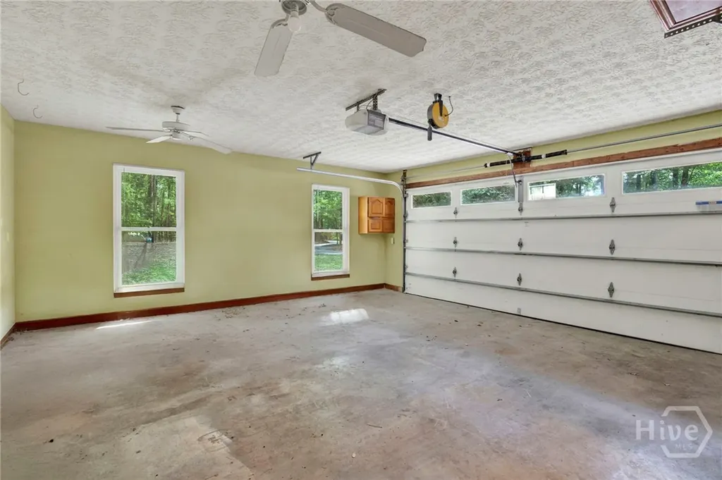 16 Old Martin Lane Richmond Hill GA 31324
