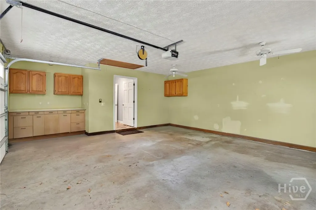 16 Old Martin Lane Richmond Hill GA 31324