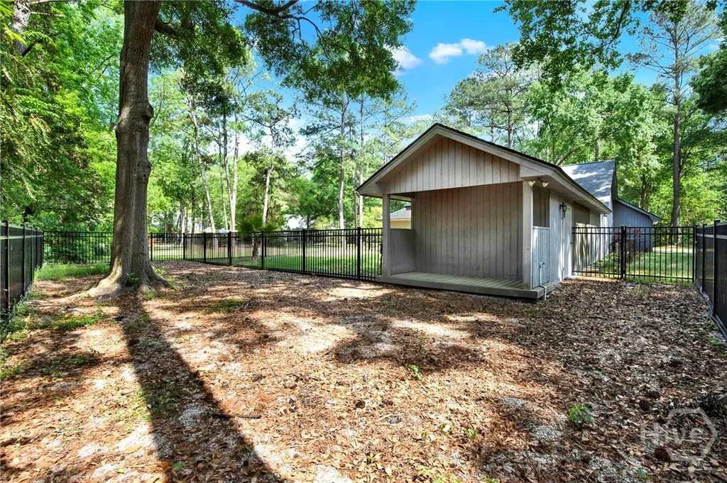 16 Old Martin Lane Richmond Hill GA 31324
