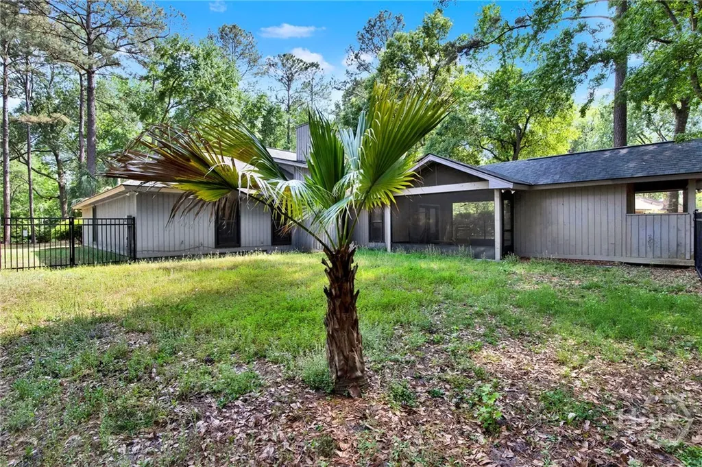 16 Old Martin Lane Richmond Hill GA 31324