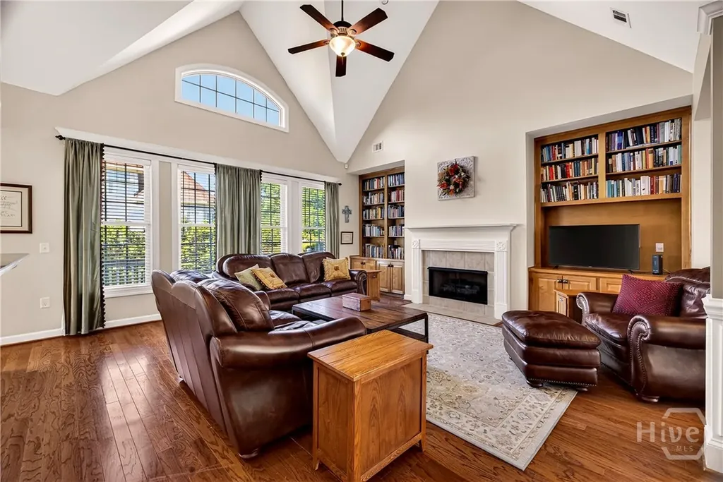 102 Southernwood Place Savannah GA 31405