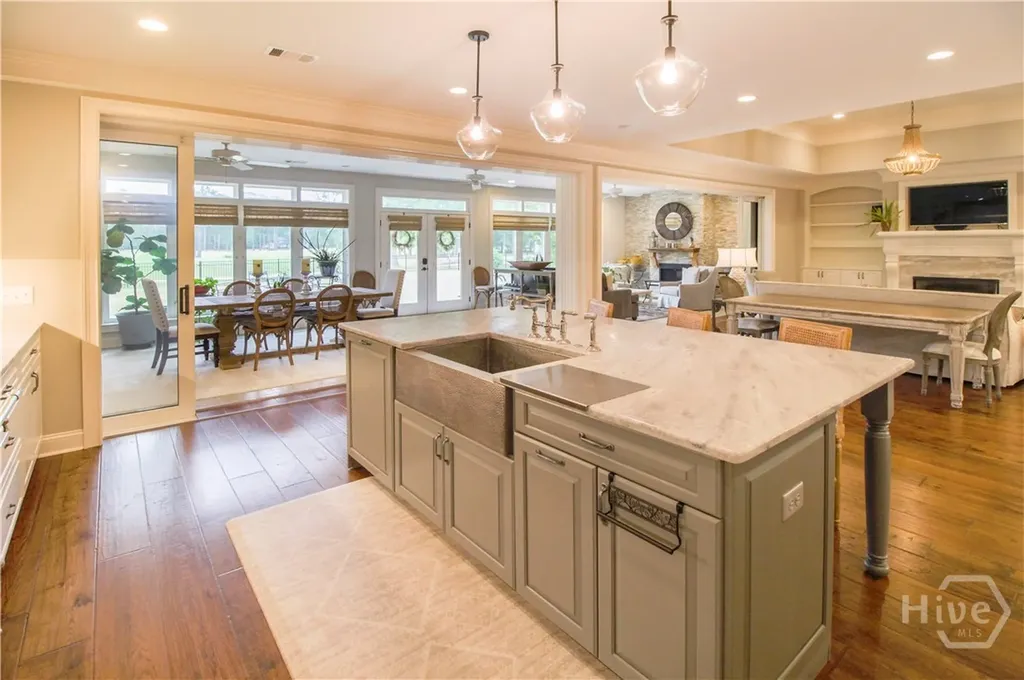 116 Cedar Point Drive Savannah GA