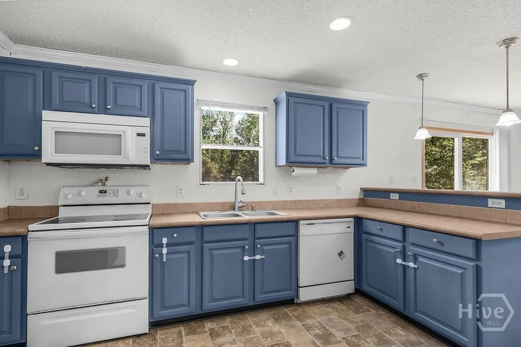 1319 Leefield Station Road Brooklet GA 30415