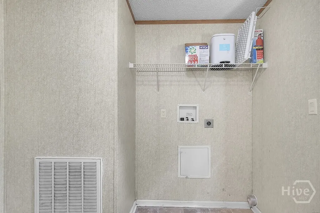 1319 Leefield Station Road Brooklet GA 30415