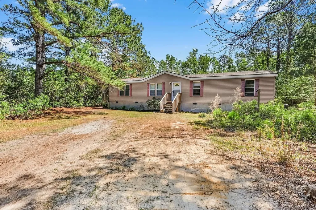1319 Leefield Station Road Brooklet GA 30415