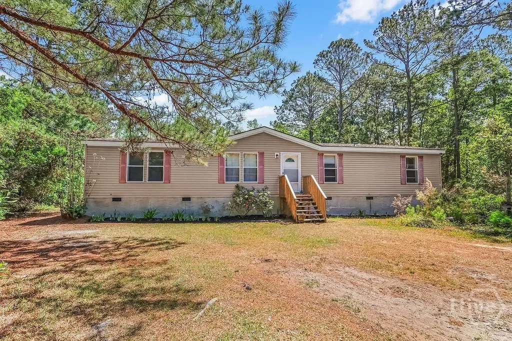 1319 Leefield Station Road Brooklet GA 30415