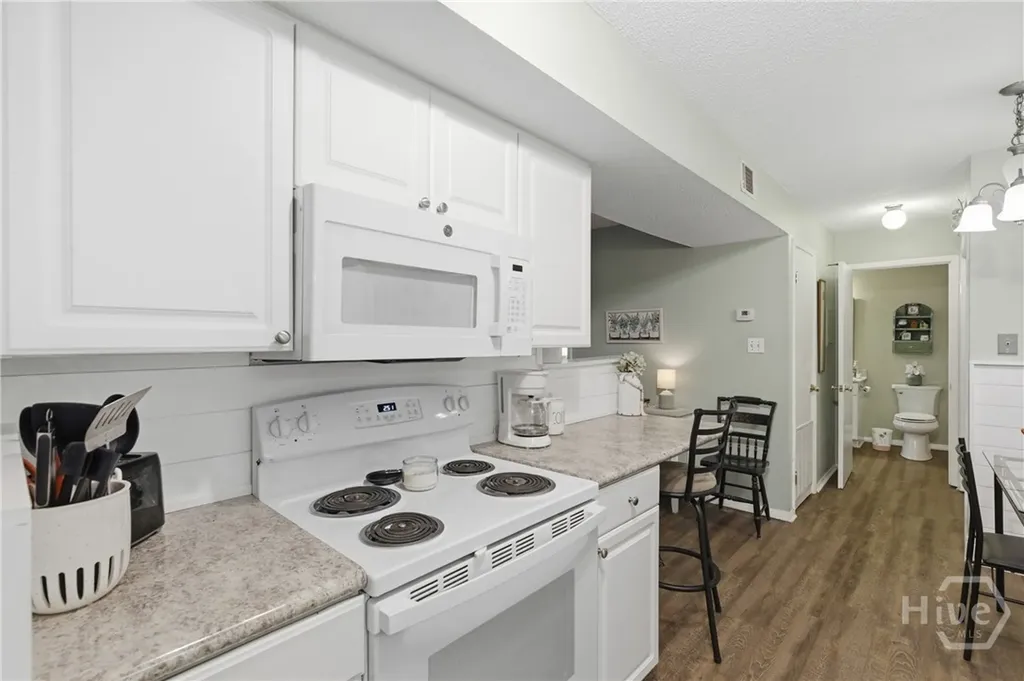 401 N Cromwell Road Savannah GA 31410