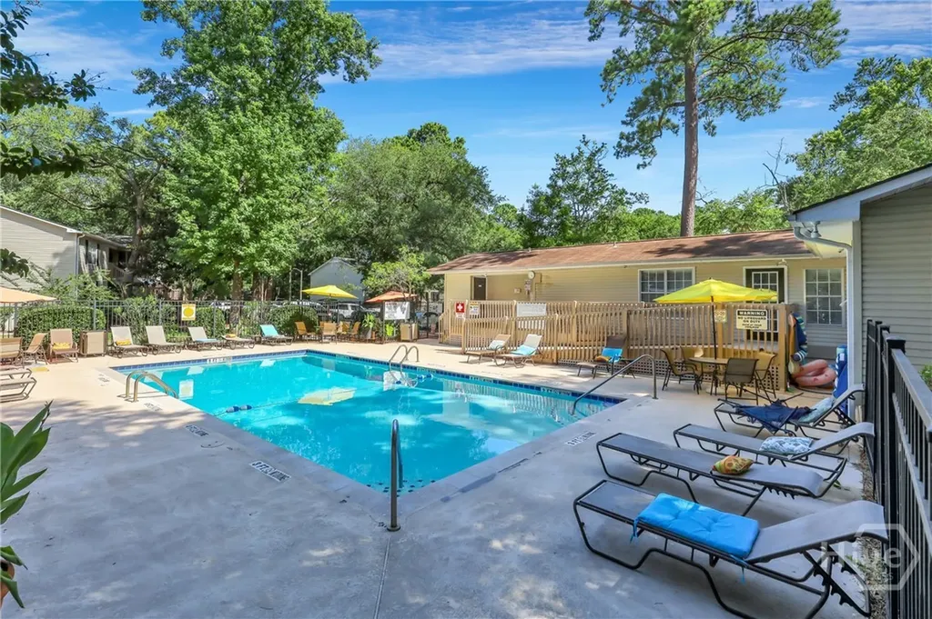401 N Cromwell Road Savannah GA 31410