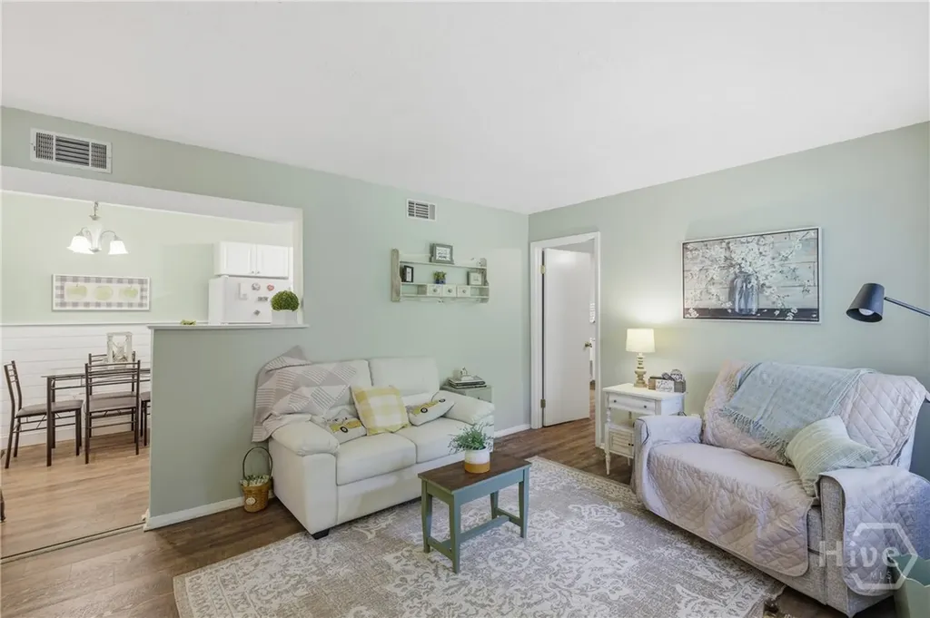 401 N Cromwell Road Savannah GA 31410