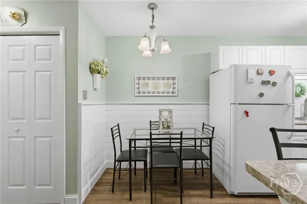 401 N Cromwell Road Savannah GA 31410