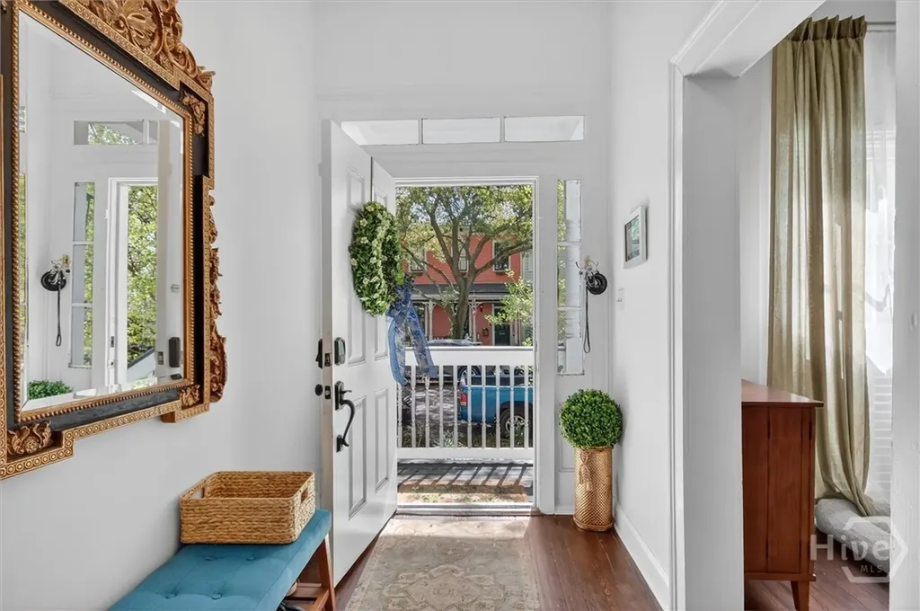214 W Duffy Street Savannah GA 31401