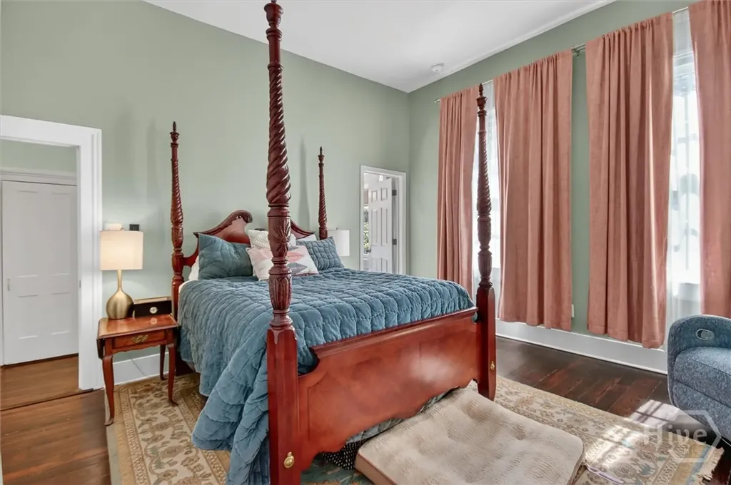 214 W Duffy Street Savannah GA 31401