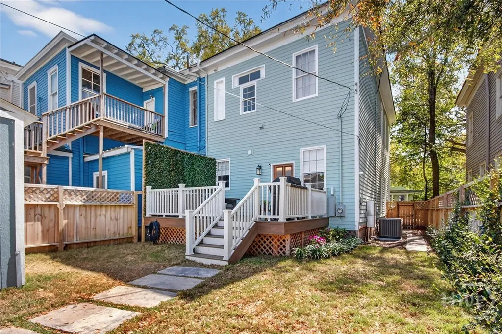 214 W Duffy Street Savannah GA 31401