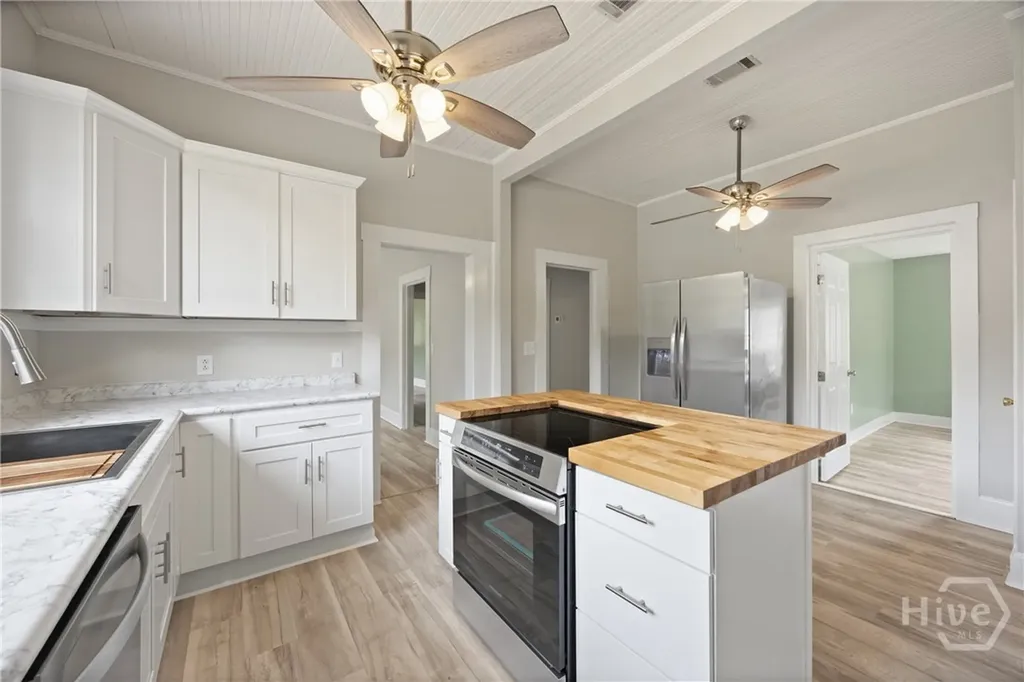 39 Darwel Long Road NE Ludowici GA 31316