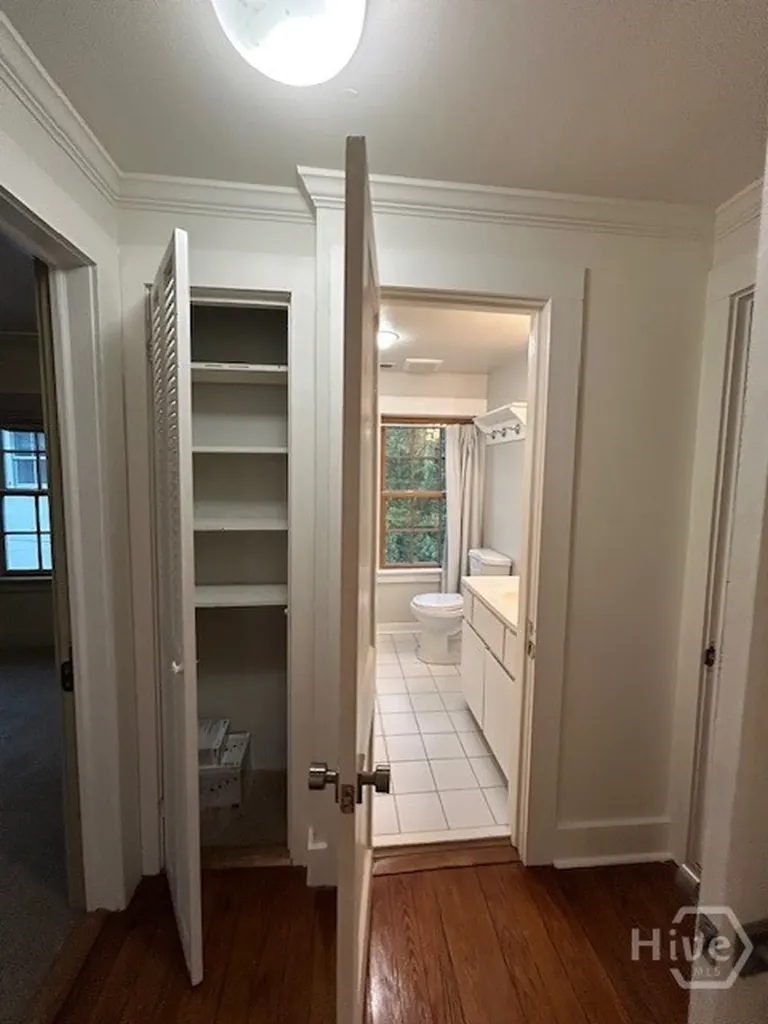 613 Habersham Street Savannah GA 31401