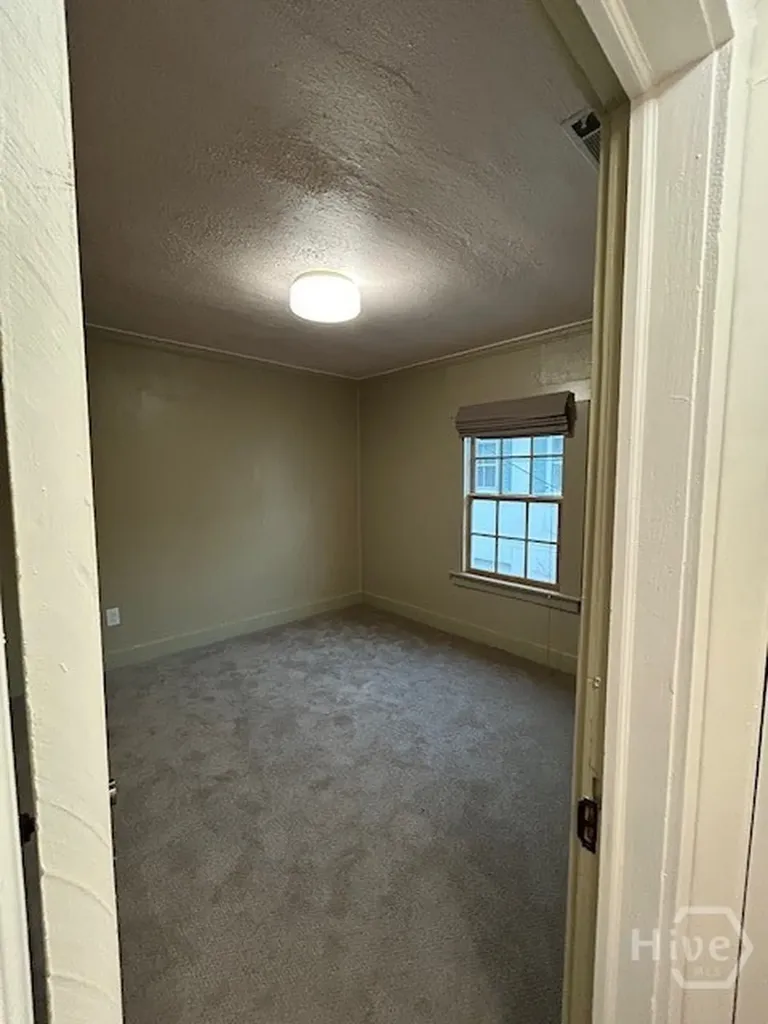 613 Habersham Street Savannah GA 31401