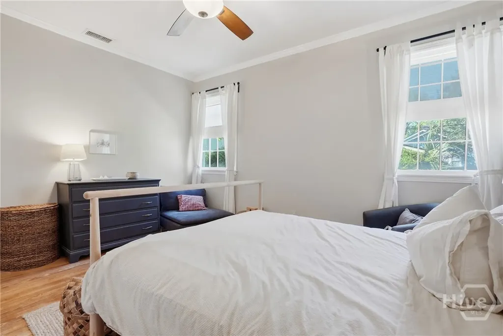 404 E 51st Street Savannah GA 31405