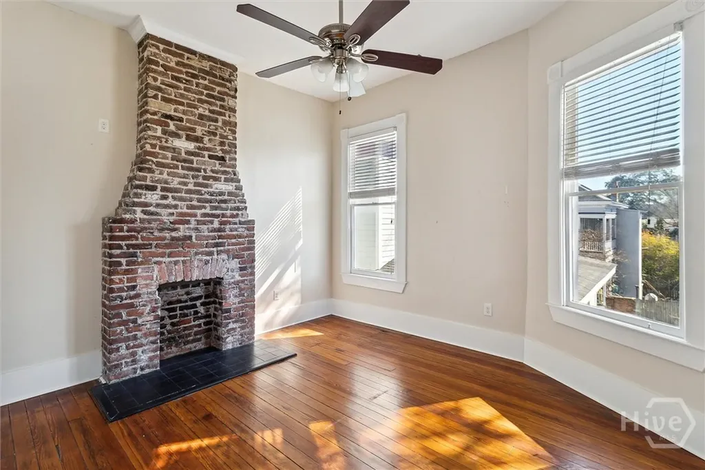 413 E Waldburg Street Savannah GA 31401