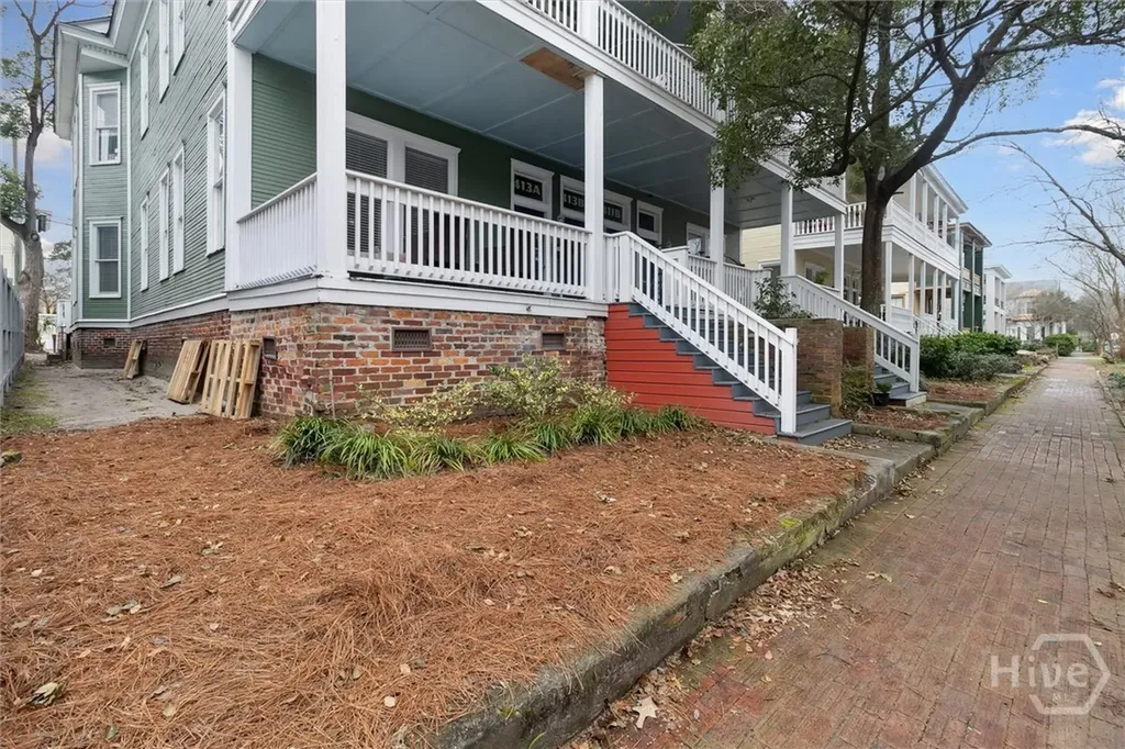 413 E Waldburg Street Savannah GA 31401