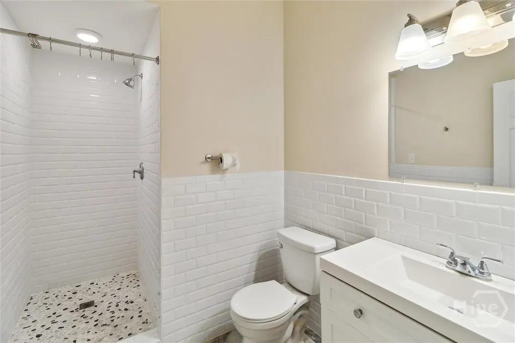 413 E Waldburg Street Savannah GA 31401