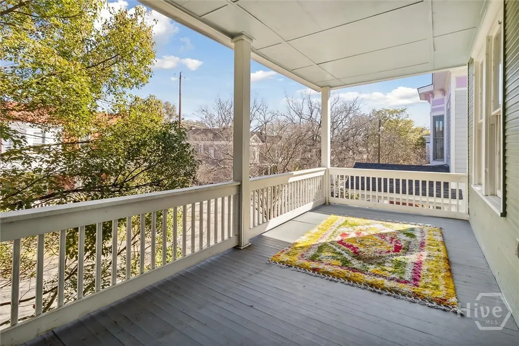 413 E Waldburg Street Savannah GA 31401