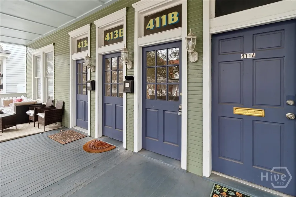 413 E Waldburg Street Savannah GA 31401