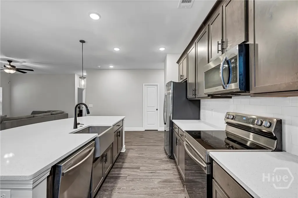 28 Muhly Loop Richmond Hill GA 31324