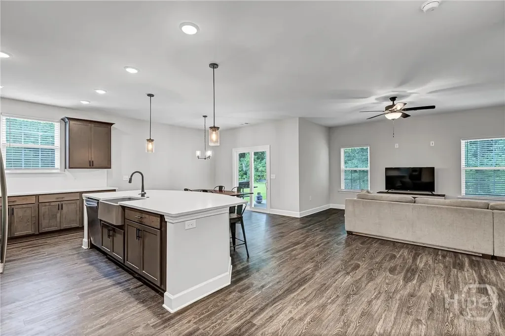 28 Muhly Loop Richmond Hill GA 31324
