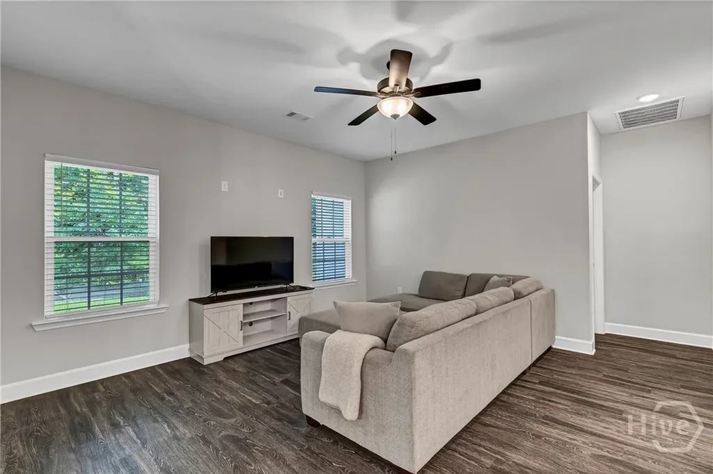28 Muhly Loop Richmond Hill GA 31324