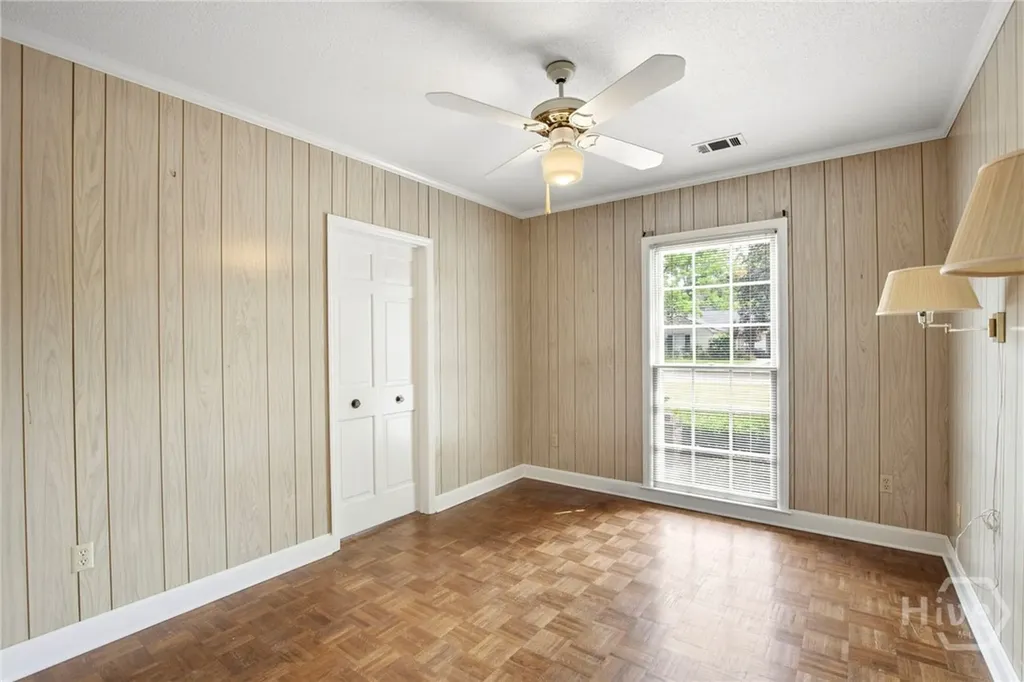 110 E 58th Street Savannah GA 31405