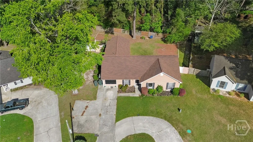 6 N Nicholson Circle Savannah GA 31419