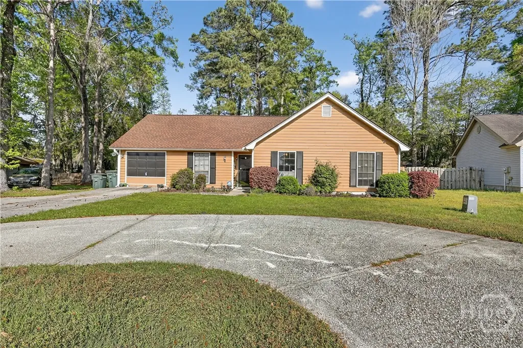 6 N Nicholson Circle Savannah GA 31419