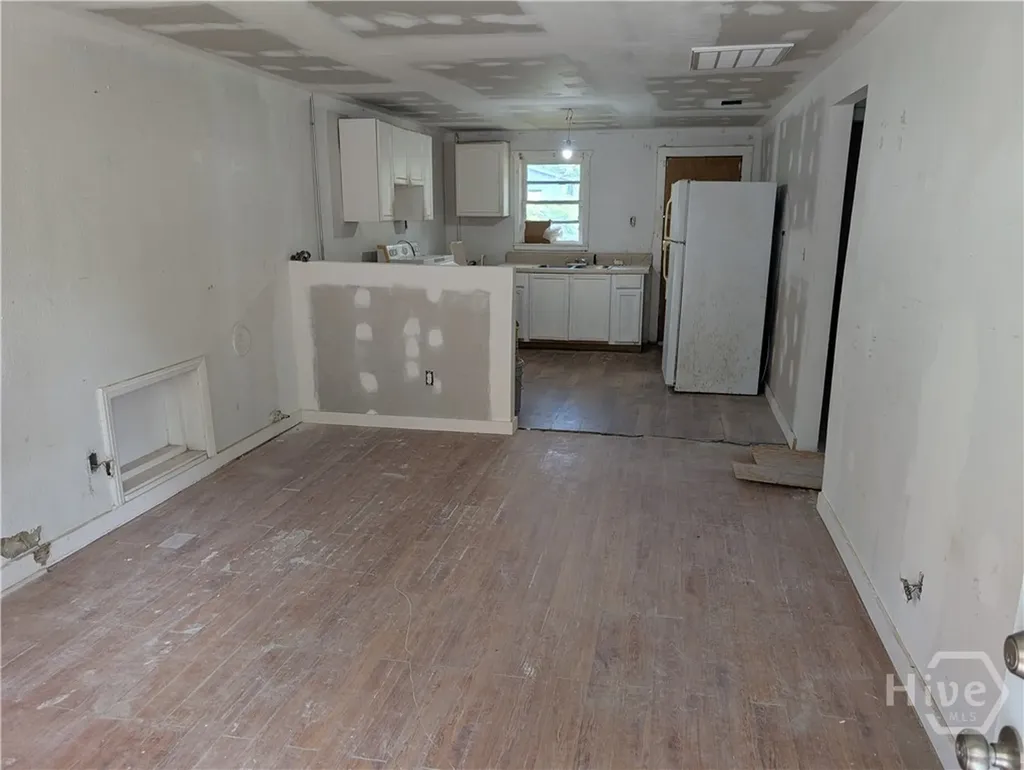 14 Dutton Street Savannah GA 31415