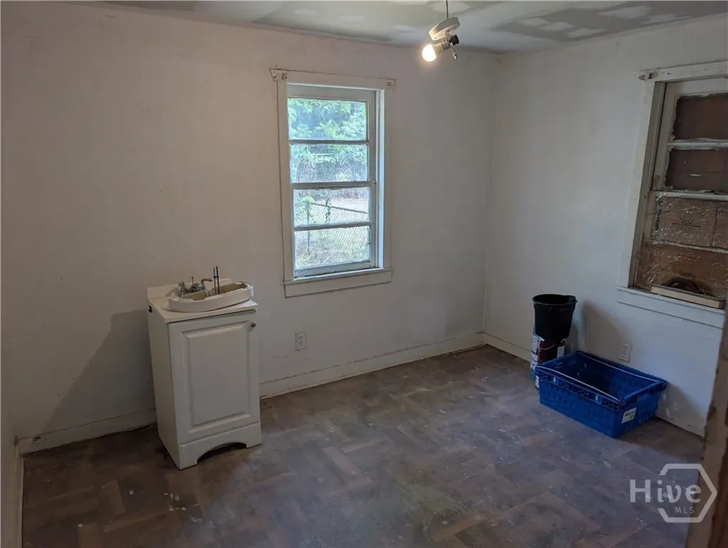 14 Dutton Street Savannah GA 31415