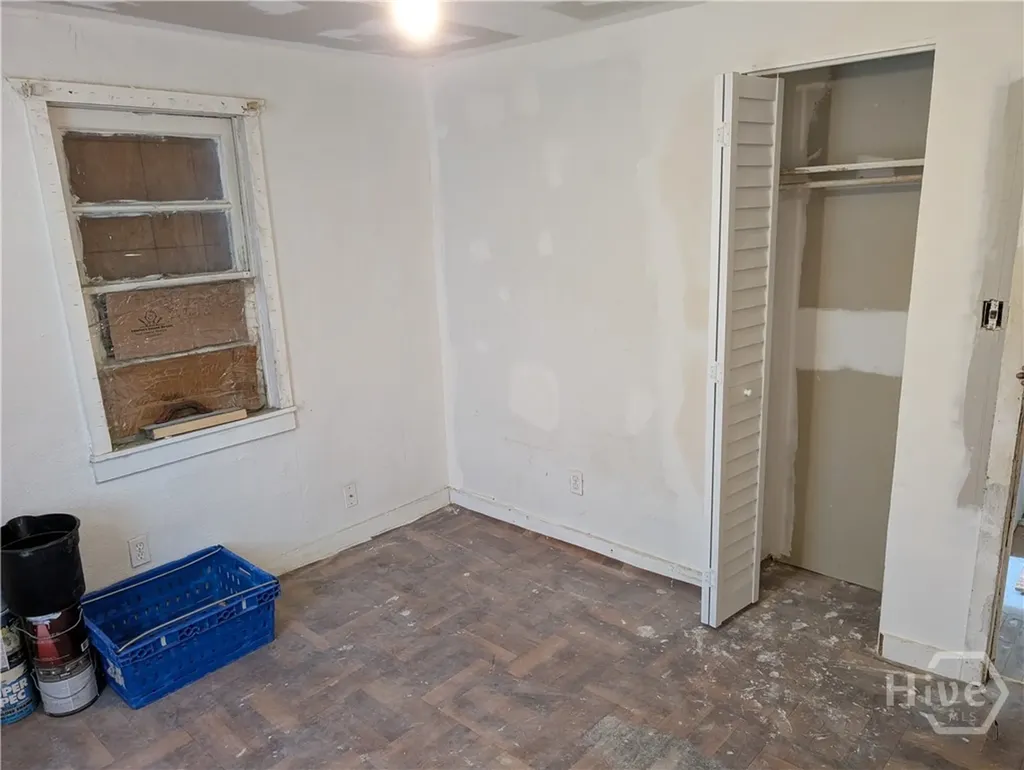 14 Dutton Street Savannah GA 31415
