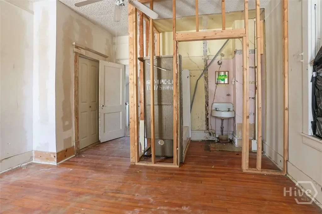 630 E 40th Street Savannah GA 31401